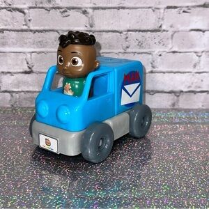 CoComelon Build A Car CODY MAIL TRUCK Toy 4 Piece Building Set